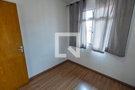 Quarto 2 de apartamento para alugar com 2 quartos, 45m² em Juliana, Belo Horizonte