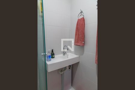 Banheiro de kitnet/studio para alugar com 1 quarto, 27m² em Brás, São Paulo