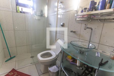 Casa à venda com 240m², 3 quartos e 2 vagas Casa à venda com 240m², 3 quartos e 2 vagasBanheiro suíte 1