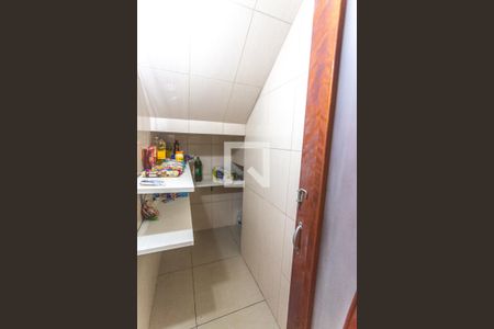 Casa à venda com 240m², 3 quartos e 2 vagas Casa à venda com 240m², 3 quartos e 2 vagasDespensa