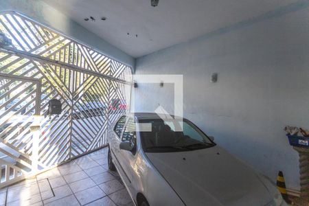 Casa à venda com 240m², 3 quartos e 2 vagas Casa à venda com 240m², 3 quartos e 2 vagasGaragem