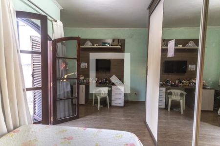 Casa à venda com 240m², 3 quartos e 2 vagas Casa à venda com 240m², 3 quartos e 2 vagasSuíte 2