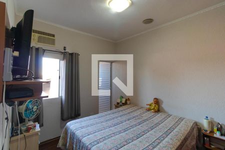 Casa à venda com 148m², 4 quartos e 4 vagasSuíte