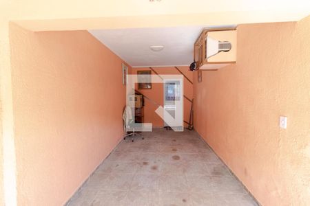 Casa à venda com 148m², 4 quartos e 4 vagasGaragem