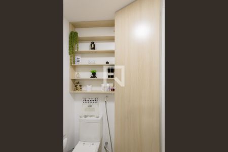 Apartamento para alugar com 77m², 2 quartos e 1 vaga Apartamento para alugar com 77m², 2 quartos e 1 vagaBanheiro da Suíte