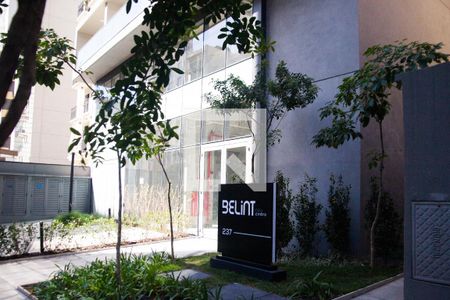 Fachada do bloco de kitnet/studio para alugar com 1 quarto, 25m² em Consolação, São Paulo