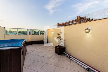 Apartamento à venda com 190m², 3 quartos e 3 vagasCobertura