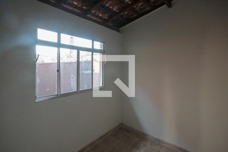 Casa à venda com 260m², 3 quartos e 3 vagasQuarto de Serviço