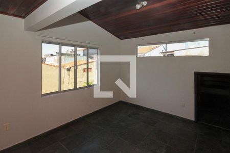 Casa à venda com 260m², 3 quartos e 3 vagasSótão 