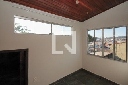 Casa à venda com 260m², 3 quartos e 3 vagasSótão 