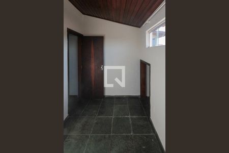Casa à venda com 260m², 3 quartos e 3 vagasSótão 