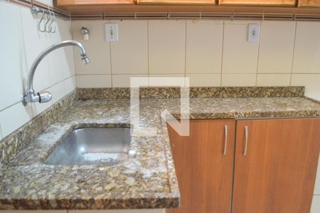 Casa para alugar com 93m², 2 quartos e 1 vaga Casa para alugar com 93m², 2 quartos e 1 vagaCozinha - Torneira