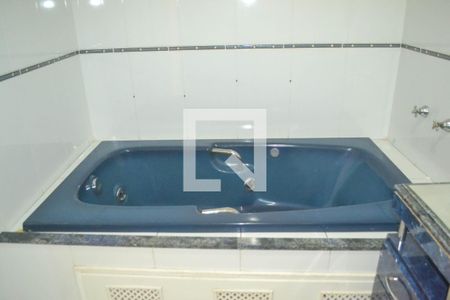 Casa para alugar com 93m², 2 quartos e 1 vaga Casa para alugar com 93m², 2 quartos e 1 vagaBanheiro da Suíte