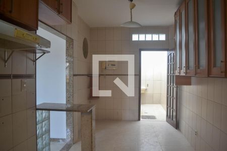 Casa para alugar com 93m², 2 quartos e 1 vaga Casa para alugar com 93m², 2 quartos e 1 vagaCozinha