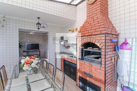 Apartamento à venda com 144m², 3 quartos e 2 vagas Apartamento à venda com 144m², 3 quartos e 2 vagasVaranda gourmet