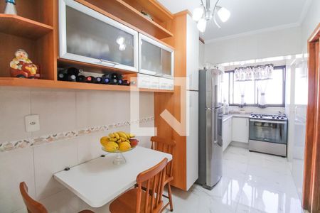 Apartamento à venda com 144m², 3 quartos e 2 vagas Apartamento à venda com 144m², 3 quartos e 2 vagasCozinha