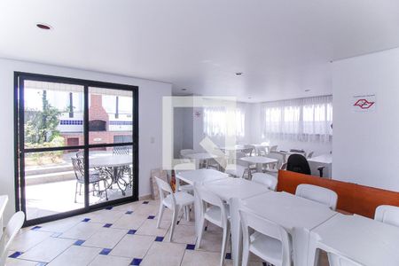 Apartamento à venda com 144m², 3 quartos e 2 vagas Apartamento à venda com 144m², 3 quartos e 2 vagasÁrea comum - Salão de festas