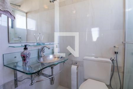 Apartamento à venda com 144m², 3 quartos e 2 vagas Apartamento à venda com 144m², 3 quartos e 2 vagasBanheiro da Suíte 1