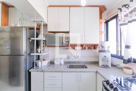 Apartamento à venda com 144m², 3 quartos e 2 vagas Apartamento à venda com 144m², 3 quartos e 2 vagasCozinha