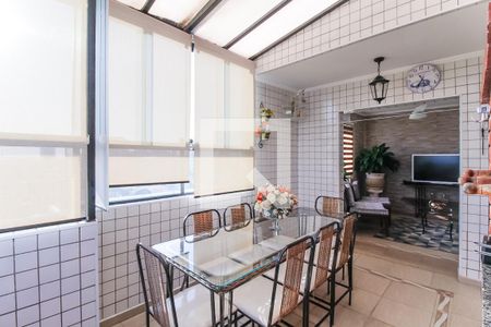 Apartamento à venda com 144m², 3 quartos e 2 vagas Apartamento à venda com 144m², 3 quartos e 2 vagasVaranda gourmet