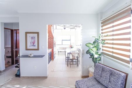 Apartamento à venda com 144m², 3 quartos e 2 vagas Apartamento à venda com 144m², 3 quartos e 2 vagasSala 2
