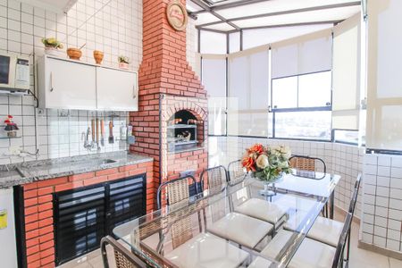 Apartamento à venda com 144m², 3 quartos e 2 vagas Apartamento à venda com 144m², 3 quartos e 2 vagasVaranda gourmet