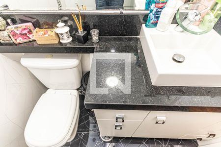 Apartamento à venda com 87m², 3 quartos e 1 vaga Apartamento à venda com 87m², 3 quartos e 1 vagaBanheiro