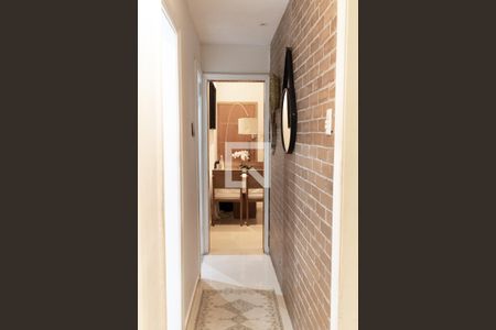 Corredor de apartamento à venda com 3 quartos, 98m² em Sampaio, Rio de Janeiro
