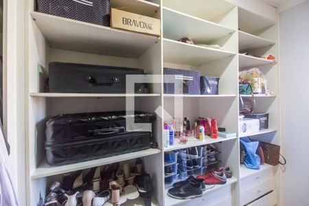Apartamento à venda com 105m², 3 quartos e 2 vagasCloset da suíte