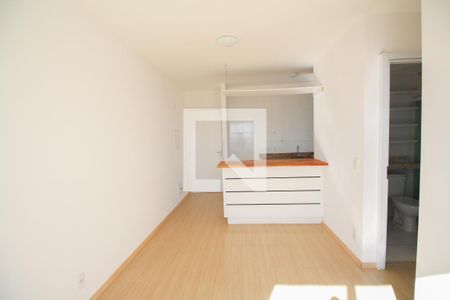 Sala de apartamento para alugar com 2 quartos, 43m² em Estância Jaraguá, São Paulo