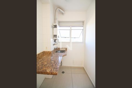 Apartamento para alugar com 43m², 2 quartos e 1 vagaArea de serviço