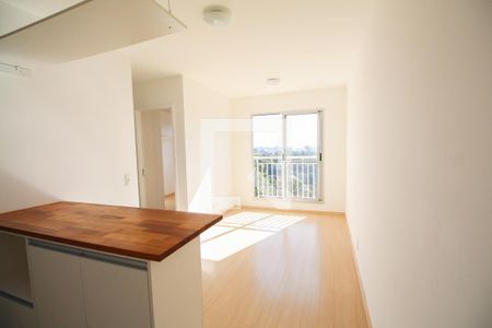 Sala de apartamento para alugar com 2 quartos, 43m² em Estância Jaraguá, São Paulo