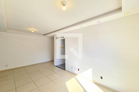 Sala de apartamento para alugar com 3 quartos, 55m² em Engenho da Rainha, Rio de Janeiro