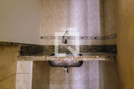 Cozinha de kitnet/studio à venda com 1 quarto, 28m² em Sé, São Paulo