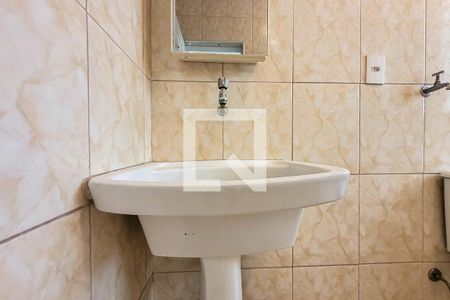 Banheiro/Area de servico de kitnet/studio à venda com 1 quarto, 28m² em Sé, São Paulo