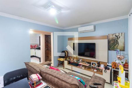 Casa à venda com 260m², 3 quartos e 2 vagas Casa à venda com 260m², 3 quartos e 2 vagasSala