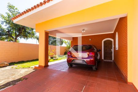 Casa à venda com 410m², 3 quartos e 3 vagasVagas de garagem