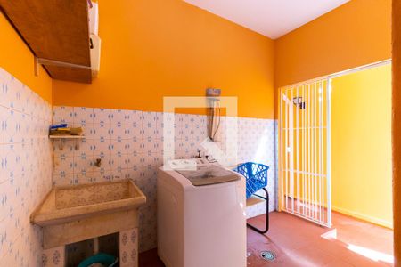 Casa à venda com 410m², 3 quartos e 3 vagasÁrea de serviço