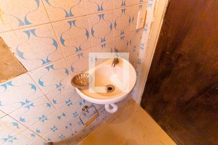 Casa à venda com 410m², 3 quartos e 3 vagasBanheiro de serviço