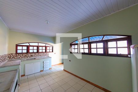 Casa à venda com 115m², 2 quartos e 2 vagasCozinha