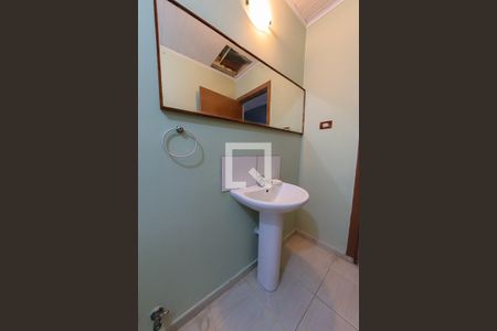 Casa à venda com 115m², 2 quartos e 2 vagasBanheiro