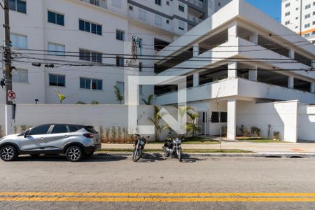 Apartamento para alugar com 58m², 2 quartos e 1 vaga Apartamento para alugar com 58m², 2 quartos e 1 vagaFachada
