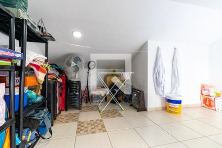 Casa à venda com 128m², 3 quartos e 2 vagasSotão