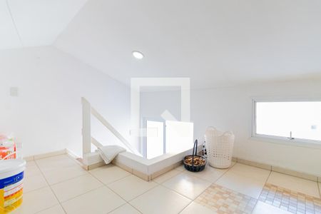 Casa à venda com 128m², 3 quartos e 2 vagasSotão