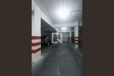 Garagem de apartamento para alugar com 2 quartos, 74m² em Auxiliadora, Porto Alegre
