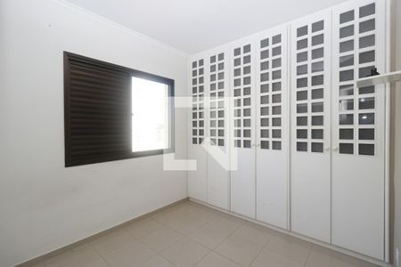 Apartamento à venda com 73m², 3 quartos e 1 vagaQuarto 2