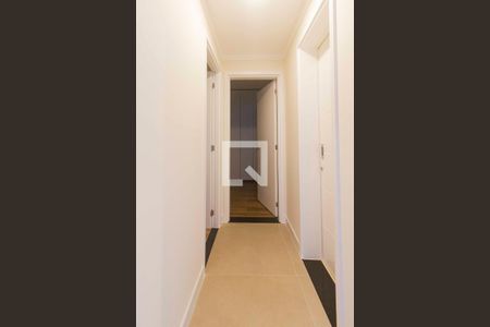 Corredor de apartamento para alugar com 2 quartos, 78m² em Jardim Leonor, São Paulo