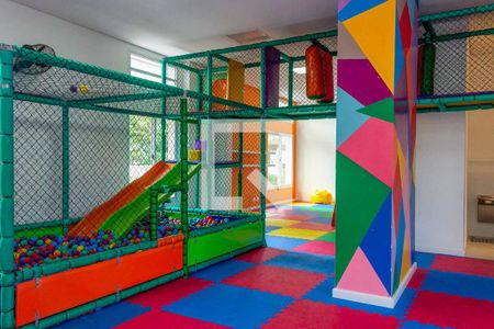 Apartamento para alugar com 120m², 3 quartos e 2 vagasÁrea Comum - Playground