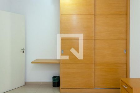 Suíte de apartamento para alugar com 3 quartos, 120m² em Vila Alzira, Guarujá