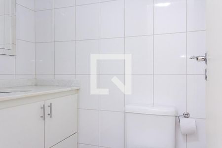Lavabo de apartamento para alugar com 3 quartos, 120m² em Vila Alzira, Guarujá